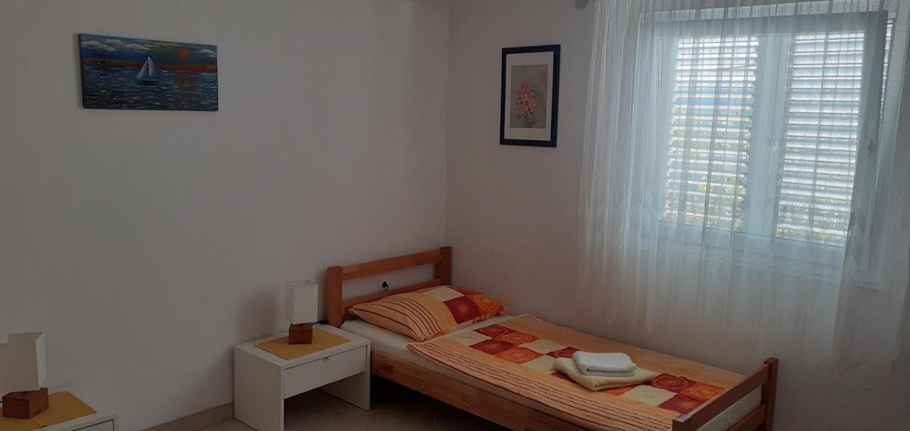 Apartment M&M Gornji Karin Esterno foto